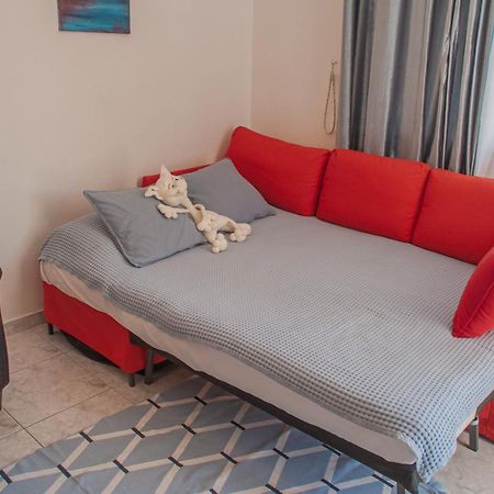 Cozy 1 Bedroom Apartment In Walking Distance To The Municipal Beach Paphos Exteriér fotografie