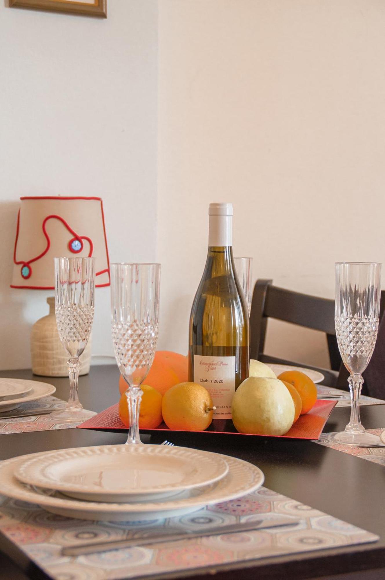 Cozy 1 Bedroom Apartment In Walking Distance To The Municipal Beach Paphos Exteriér fotografie